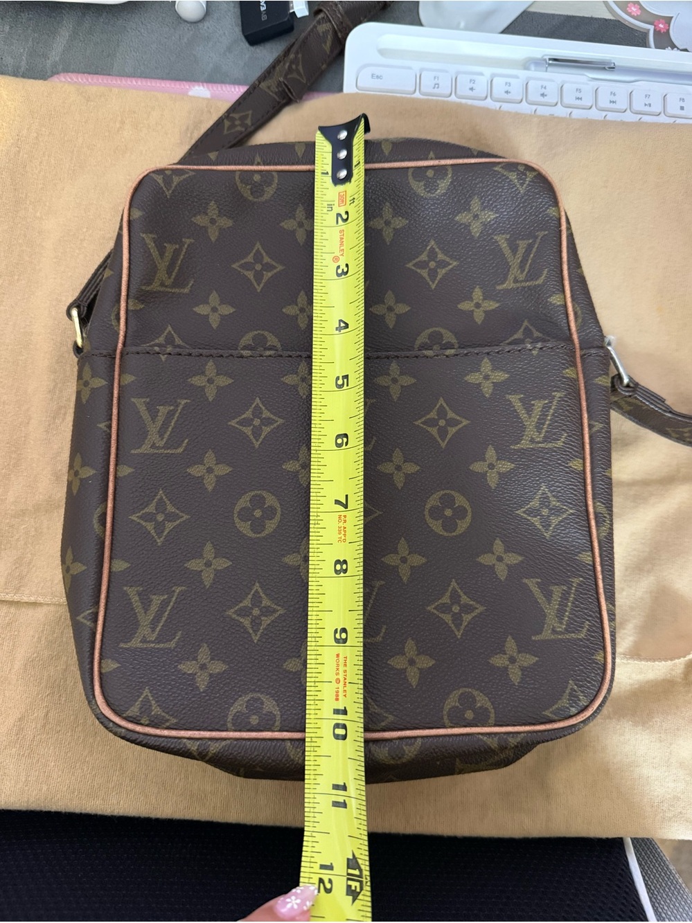 Louis Vuitton Marceau Monogram Canvas Bag-Authentic - Picture 15 of 16